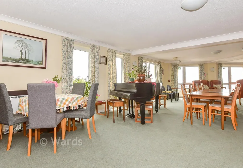 Internal Lifestyle Photograph - Wellington Crescent, Ramsgate, Kent - Wards of Kent