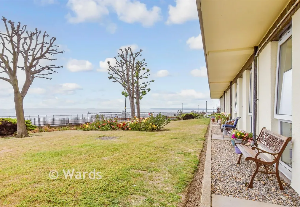 Communal Gardens - Wellington Crescent, Ramsgate, Kent - Wards of Kent