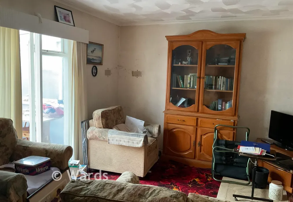 Lounge - Highfield Gardens, Margate, Kent - Wards of Kent