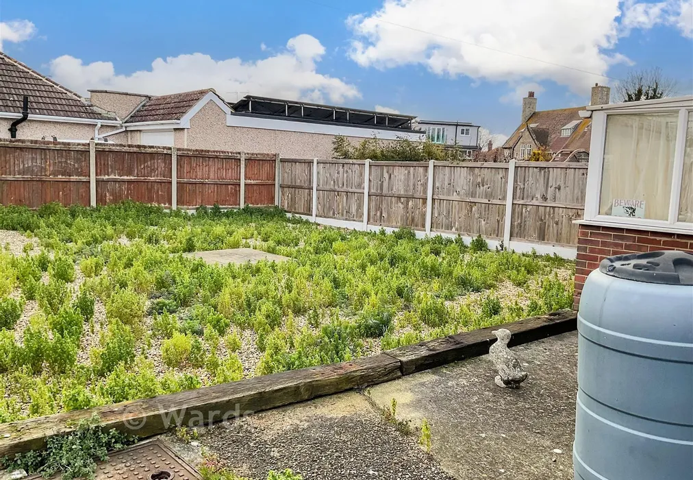 Garden - Highfield Gardens, Margate, Kent - Wards of Kent