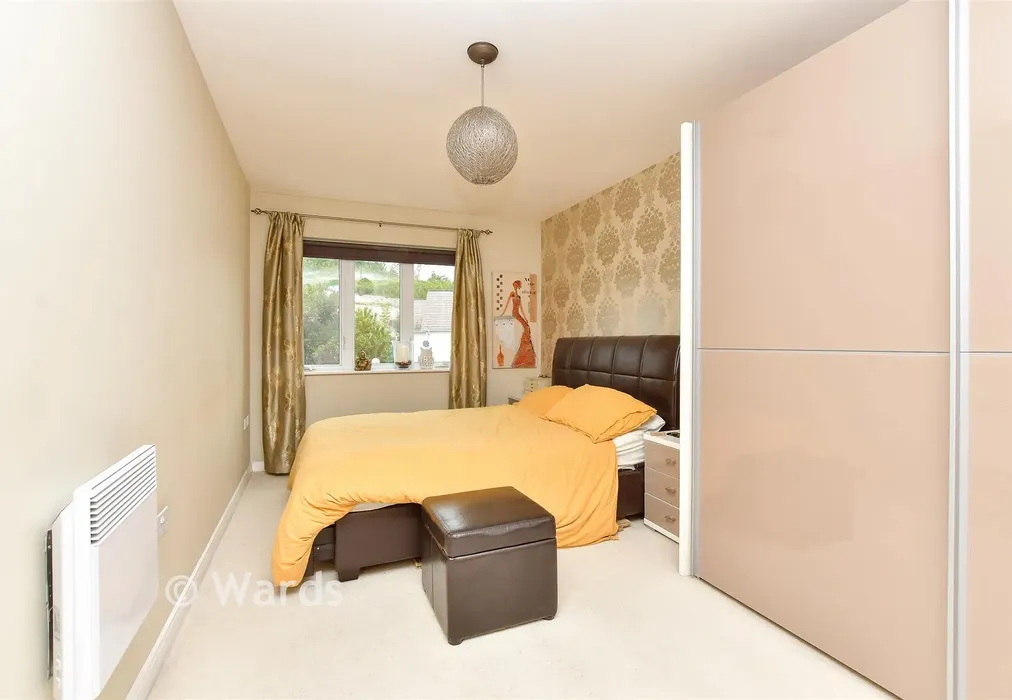 Bedroom 1 - Poynder Drive, Snodland, Kent - Wards of Kent