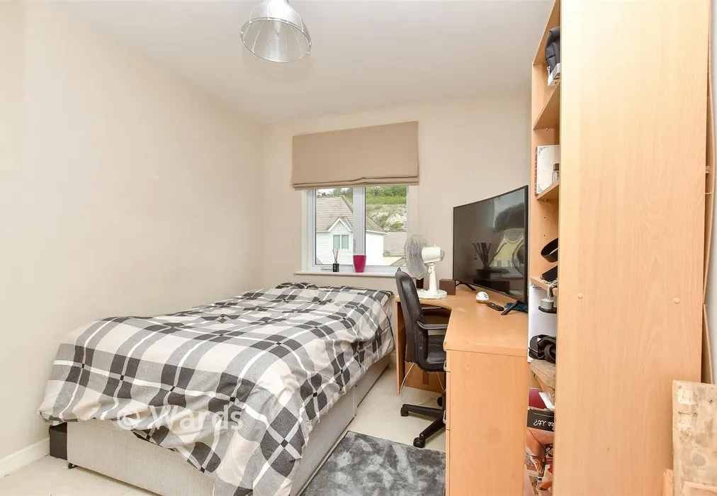Bedroom 2 - Poynder Drive, Snodland, Kent - Wards of Kent
