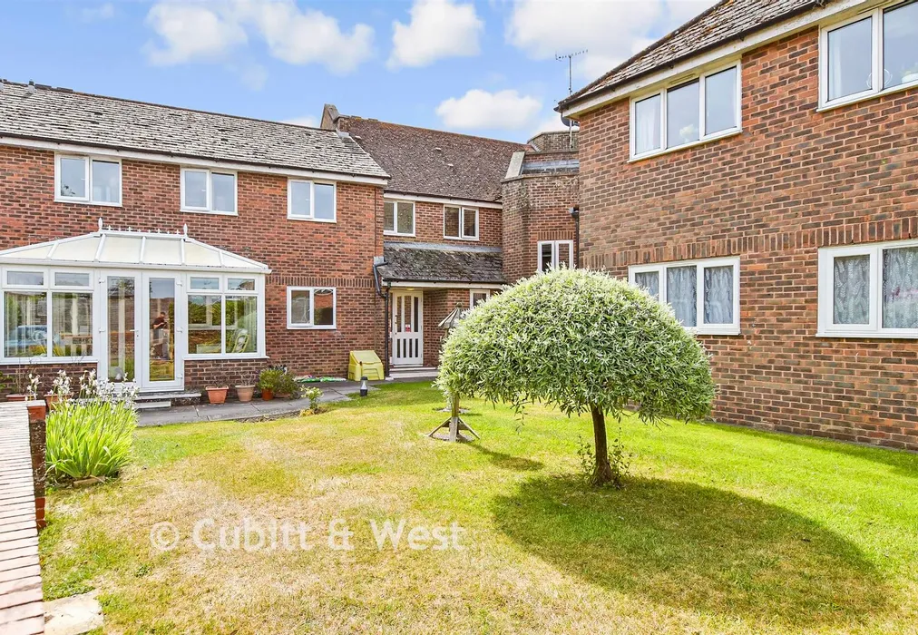 Communal Gardens - Sea Lane, Rustington, West Sussex - Wards of Kent