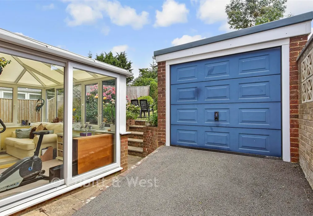Garage - Batemans Road, Woodingdean, Brighton, East Sussex - Wards of Kent