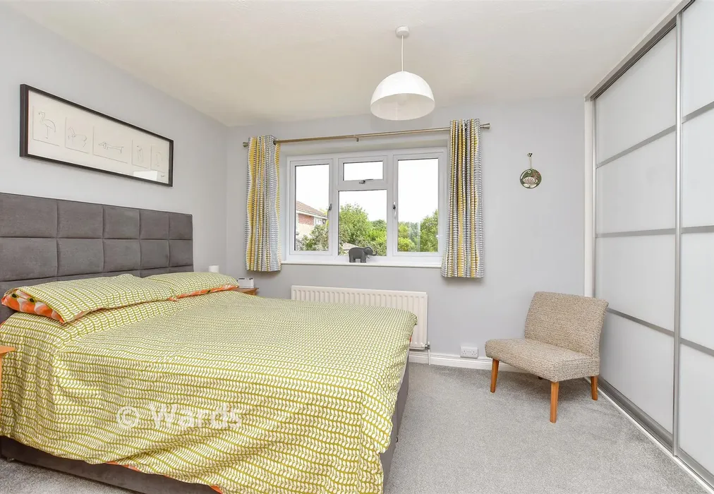 Bedroom 1 - Phoenix Drive, Wateringbury, Maidstone, Kent - Wards of Kent