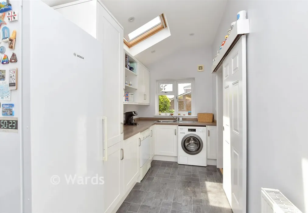 Utility Room - Phoenix Drive, Wateringbury, Maidstone, Kent - Wards of Kent