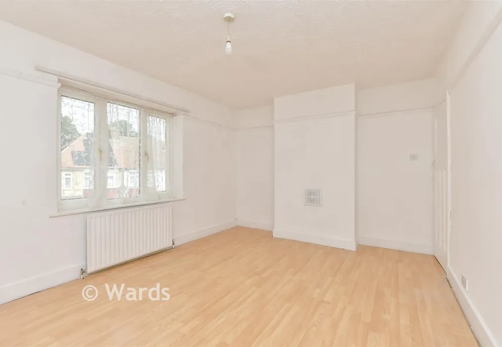 Bedroom 1 - Dial Road, Gillingham, Kent - Wards of Kent