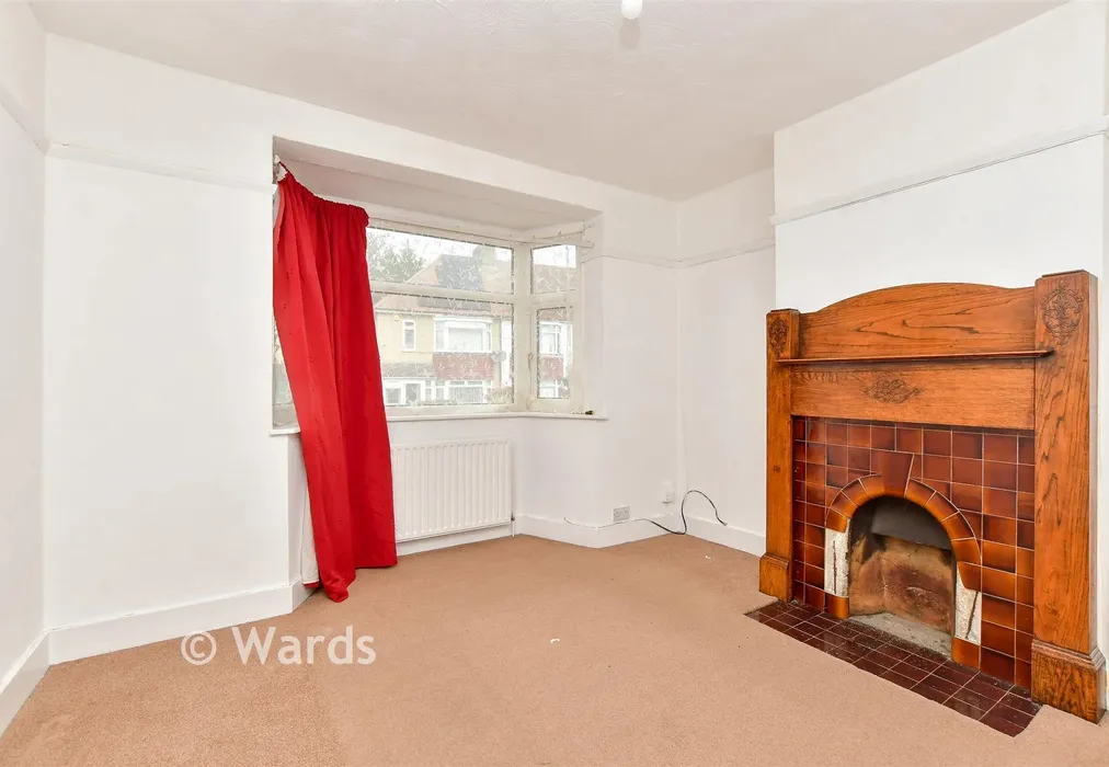 Lounge - Dial Road, Gillingham, Kent - Wards of Kent
