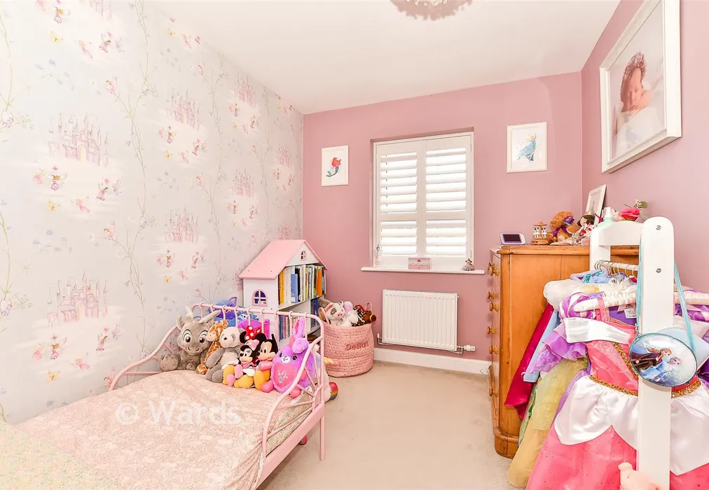 Bedroom 4 - Lade Drive, Staplehurst, Kent - Wards of Kent