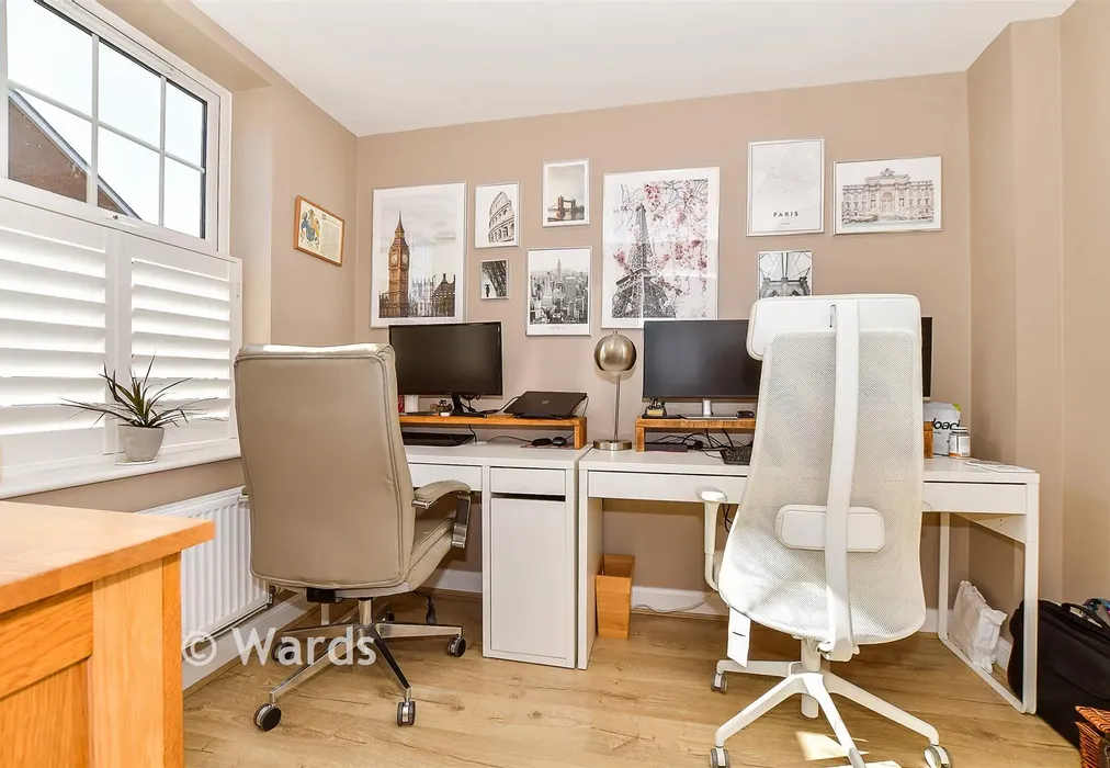 Office - Lade Drive, Staplehurst, Kent - Wards of Kent