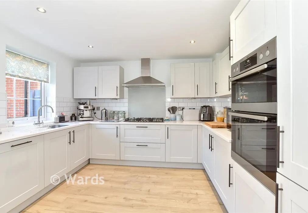 Kitchen/ Dining Room - Lade Drive, Staplehurst, Kent - Wards of Kent