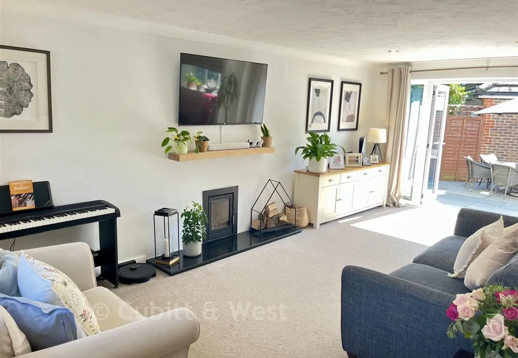 Lounge - Brookside, Ashington, Pulborough, West Sussex - Wards of Kent