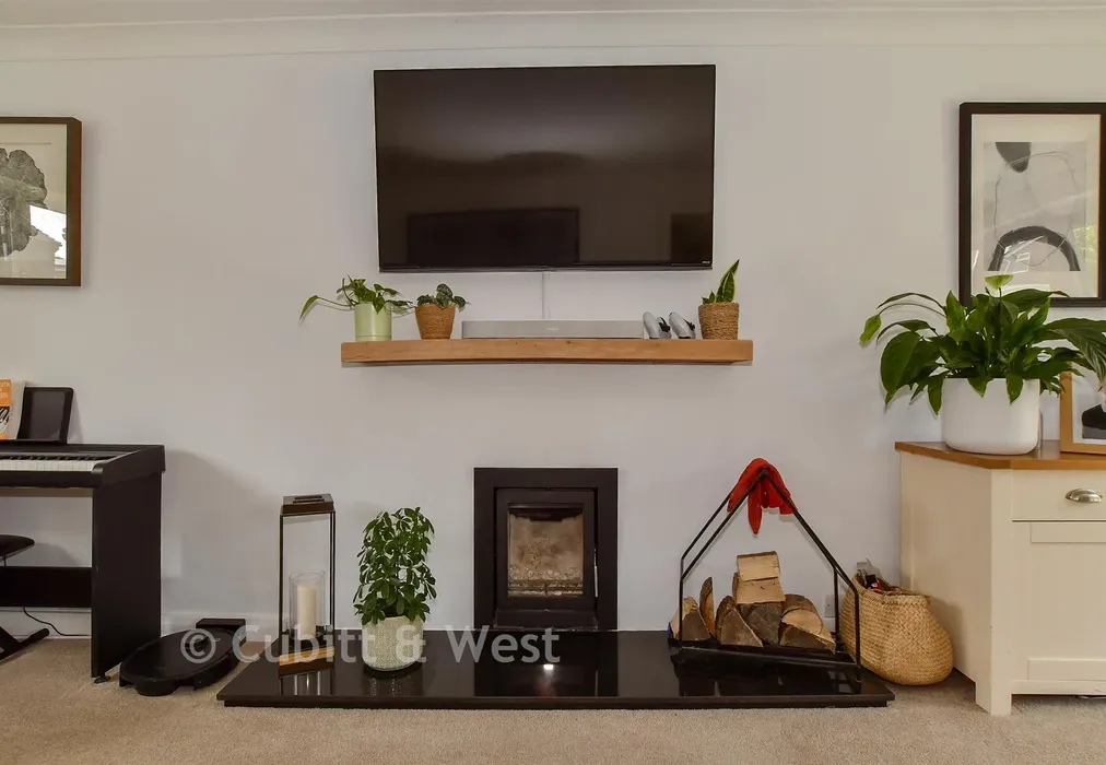 Internal Lifestyle Photograph - Brookside, Ashington, Pulborough, West Sussex - Wards of Kent