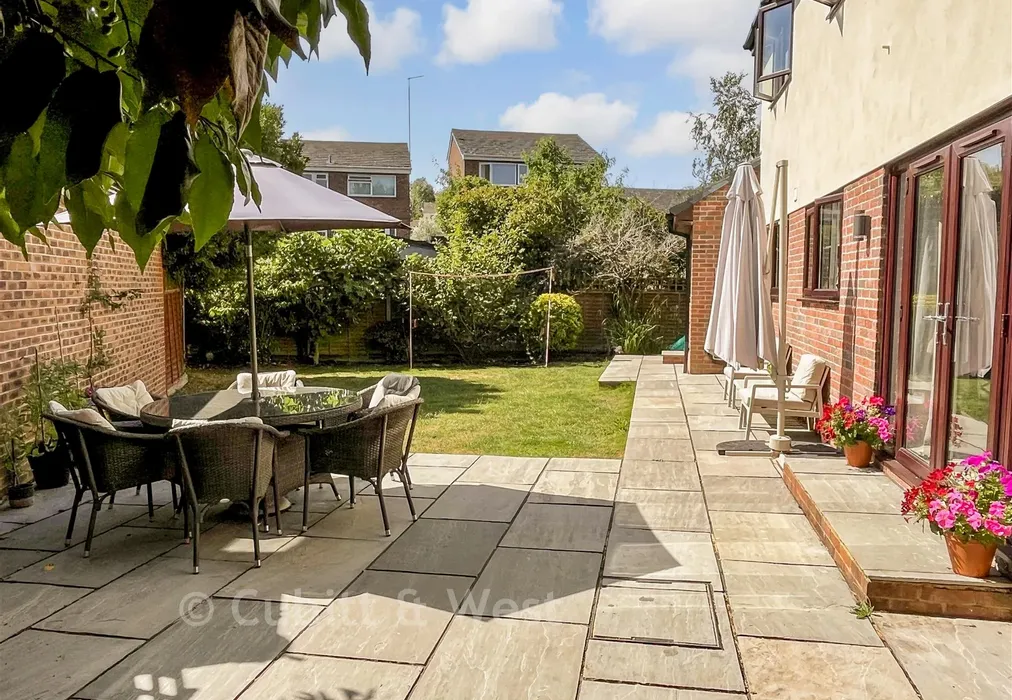 Rear Garden - Brookside, Ashington, Pulborough, West Sussex - Wards of Kent