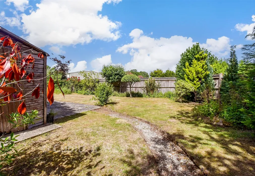 Rear Garden - Petworth Road, Kirdford, Billingshurst, West Sussex - Wards of Kent