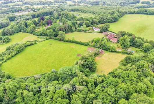 Edenbridge Road, Hartfield, East Sussex - Wards of Kent