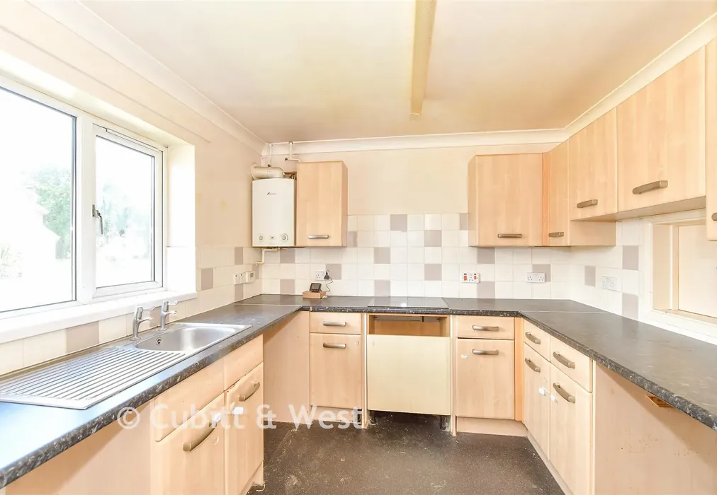 Kitchen - Westfield Avenue, Hayling Island, Hampshire - Wards of Kent