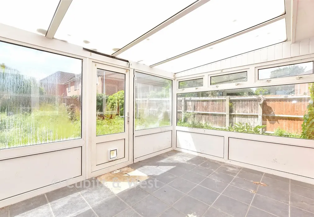 Conservatory - Westfield Avenue, Hayling Island, Hampshire - Wards of Kent