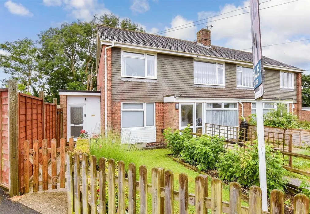 External (Web)* - Venner Avenue, Cowes, Isle of Wight - Wards of Kent