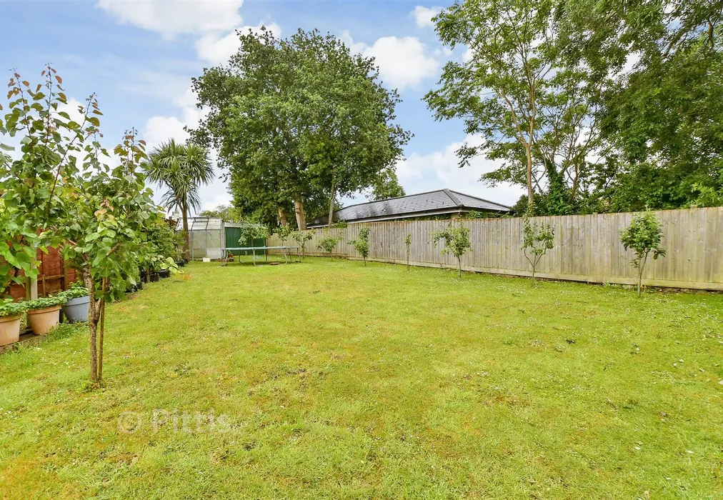 Rear Garden - Venner Avenue, Cowes, Isle of Wight - Wards of Kent