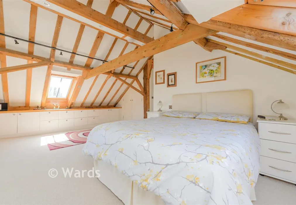 Bedroom 1 - High Street, Farningham, Dartford, Kent - Wards of Kent