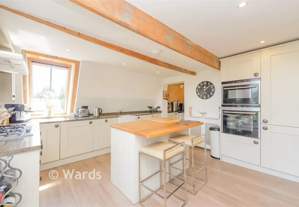 Kitchen - High Street, Farningham, Dartford, Kent - Wards of Kent