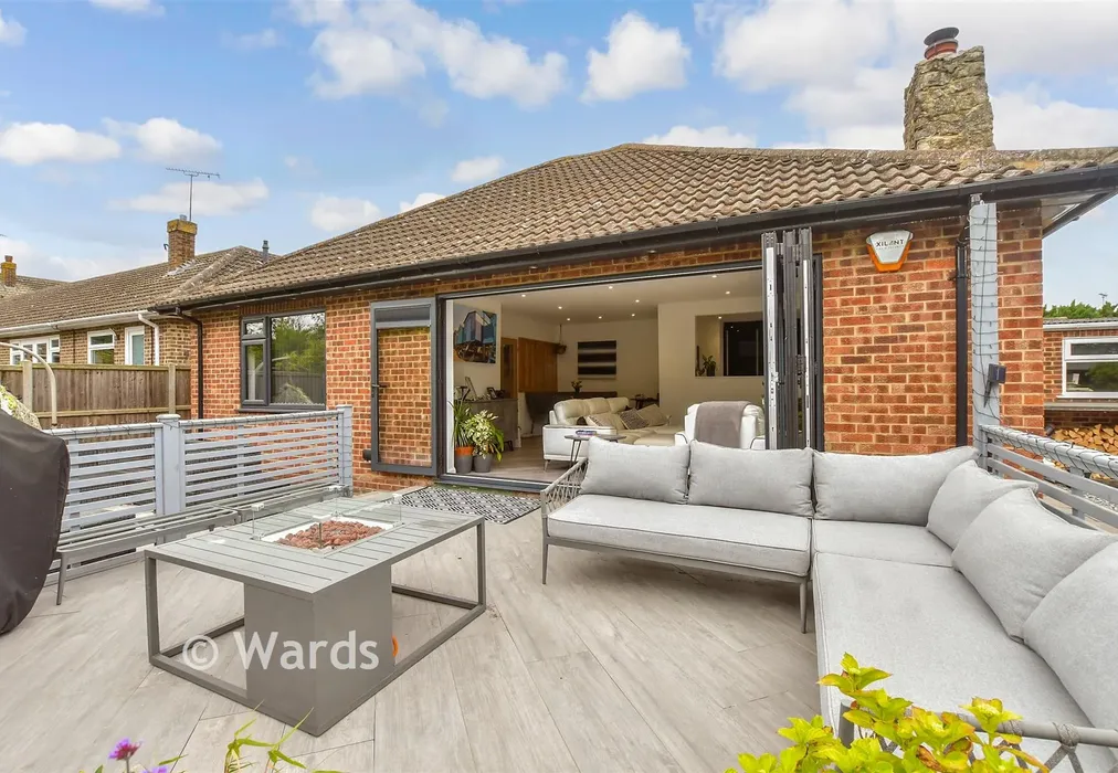 External Lifestyle Photograph - Richmond Road, Whitstable, Kent - Wards of Kent