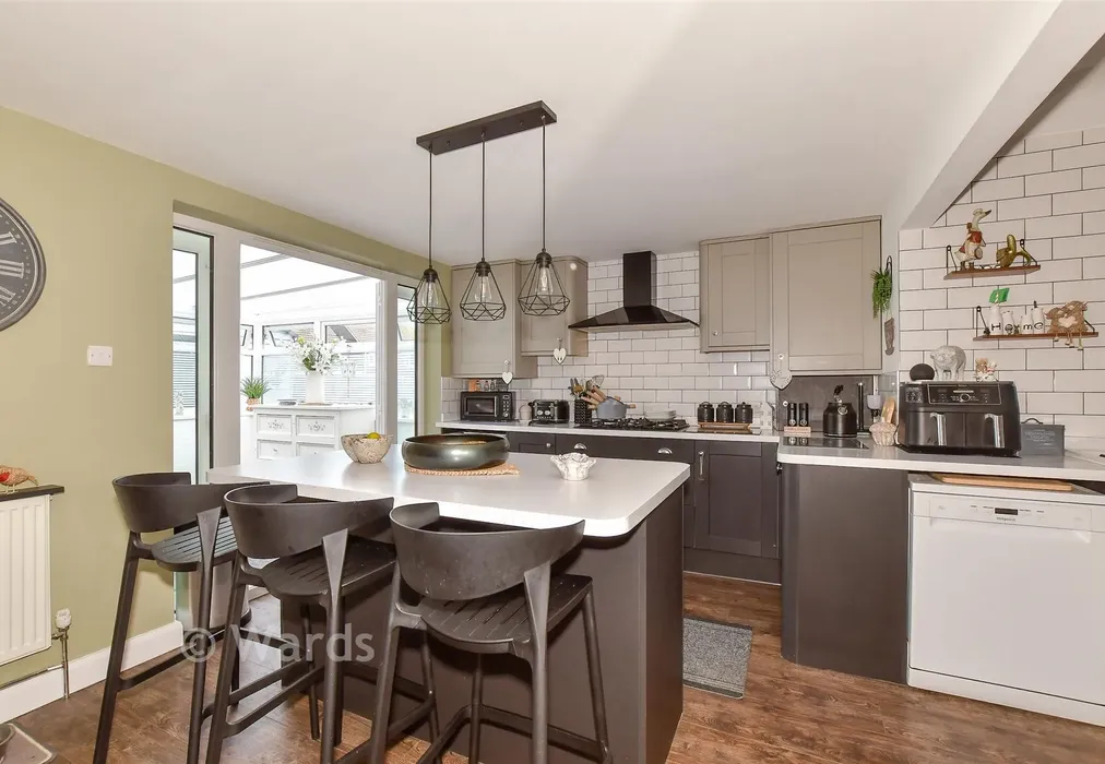 Kitchen/Breakfast Room - Willow Tree Close, Herne Bay, Kent - Wards of Kent