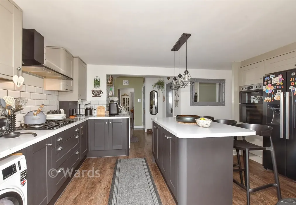 Kitchen/Breakfast Room - Willow Tree Close, Herne Bay, Kent - Wards of Kent