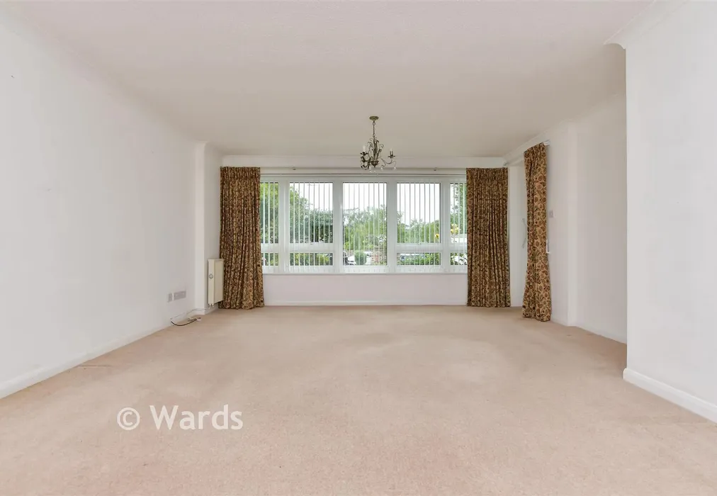 Lounge/Diner - Lyell Road, Birchington, Kent - Wards of Kent