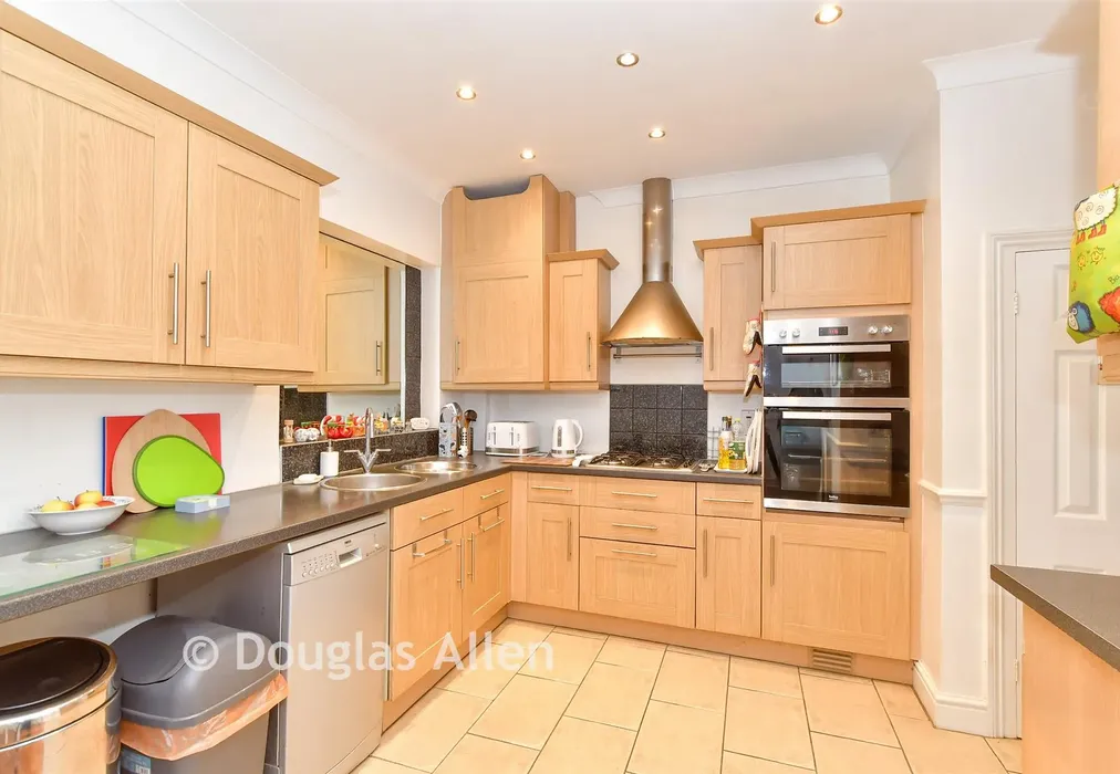Kitchen/Diner - Globe Road, Hornchurch, Essex - Wards of Kent