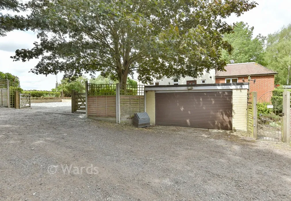 Double Garage - London Road, Faversham, Kent - Wards of Kent