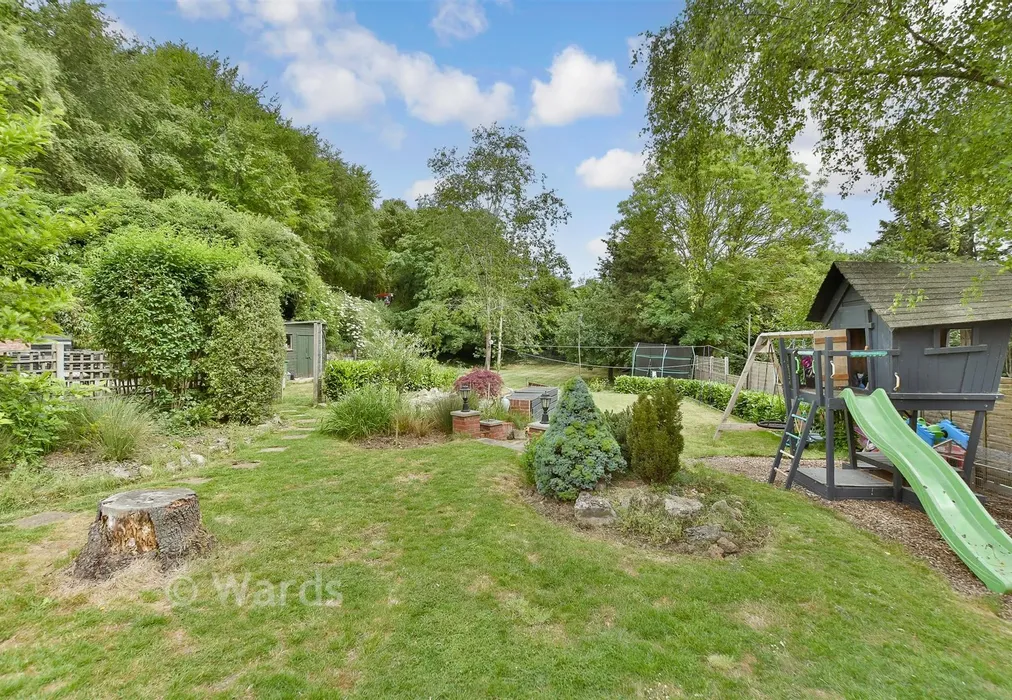 Rear Garden - London Road, Faversham, Kent - Wards of Kent
