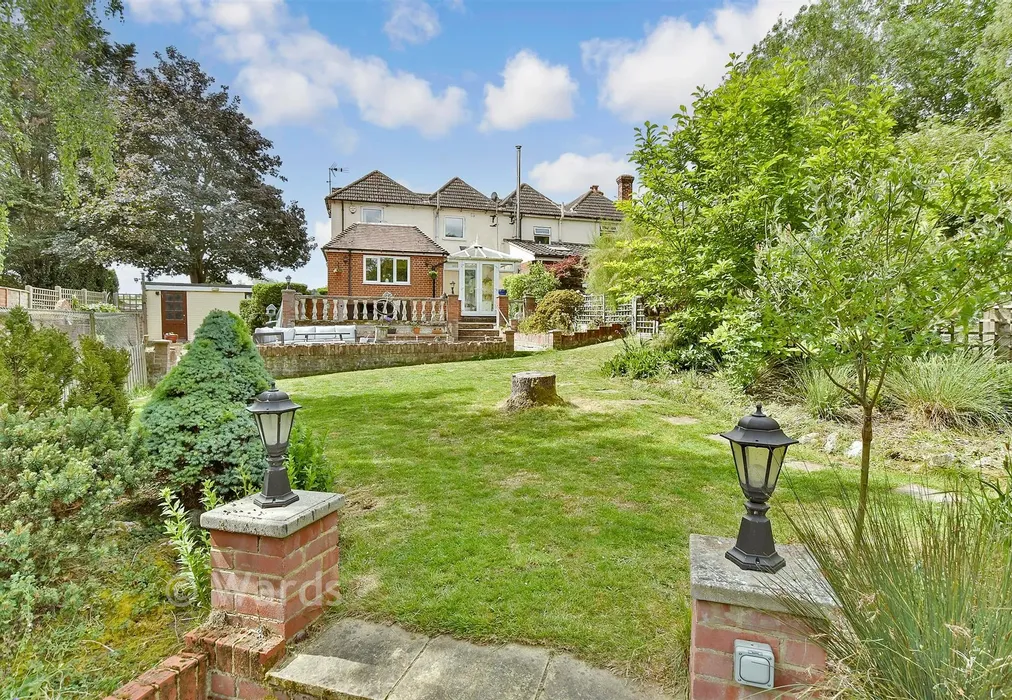 Rear Garden - London Road, Faversham, Kent - Wards of Kent