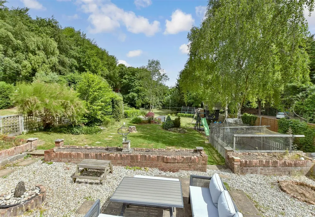 Rear Garden - London Road, Faversham, Kent - Wards of Kent