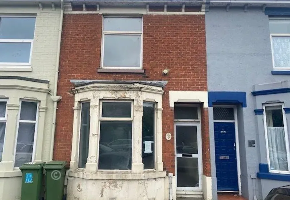Front External - Velder Avenue, Southsea, Hampshire - Wards of Kent