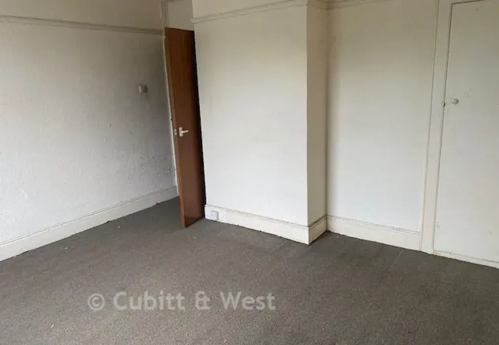 Bed 1 - Velder Avenue, Southsea, Hampshire - Wards of Kent