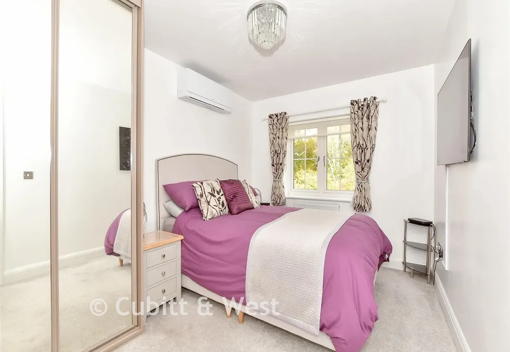 Bedroom2 - Hazel Close, Walberton, Arundel, West Sussex - Wards of Kent