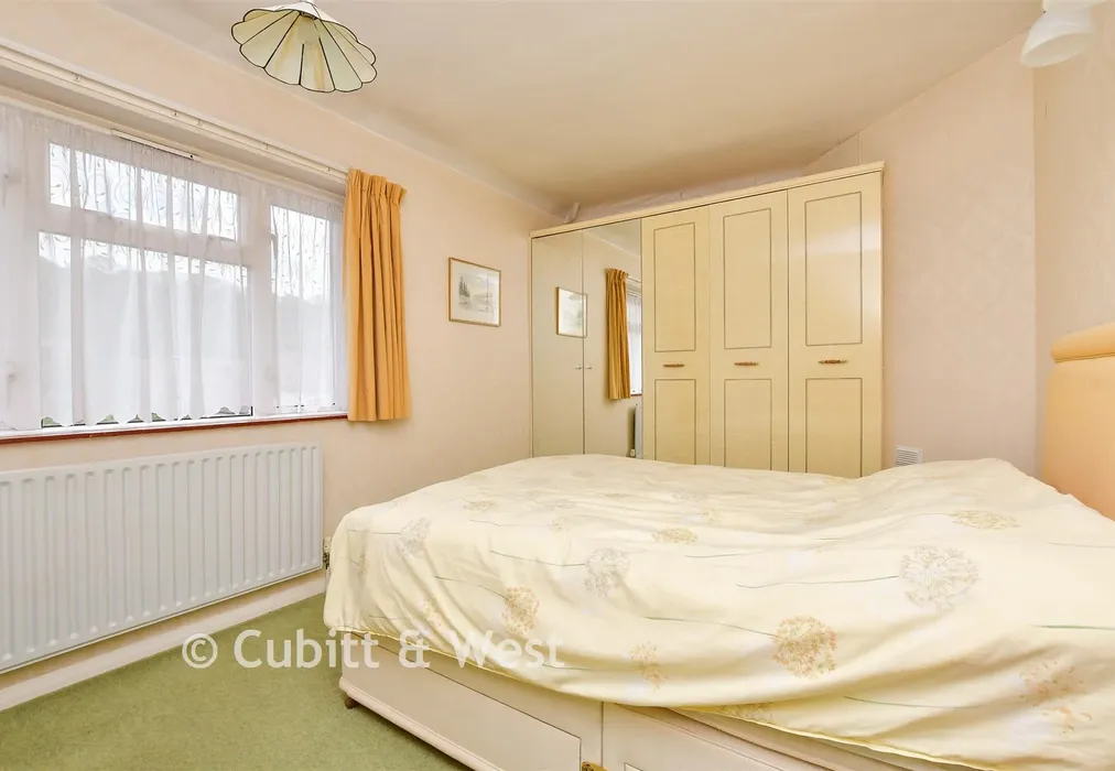 Bedroom 1 - Mosslea Road, Whyteleafe, Surrey - Wards of Kent
