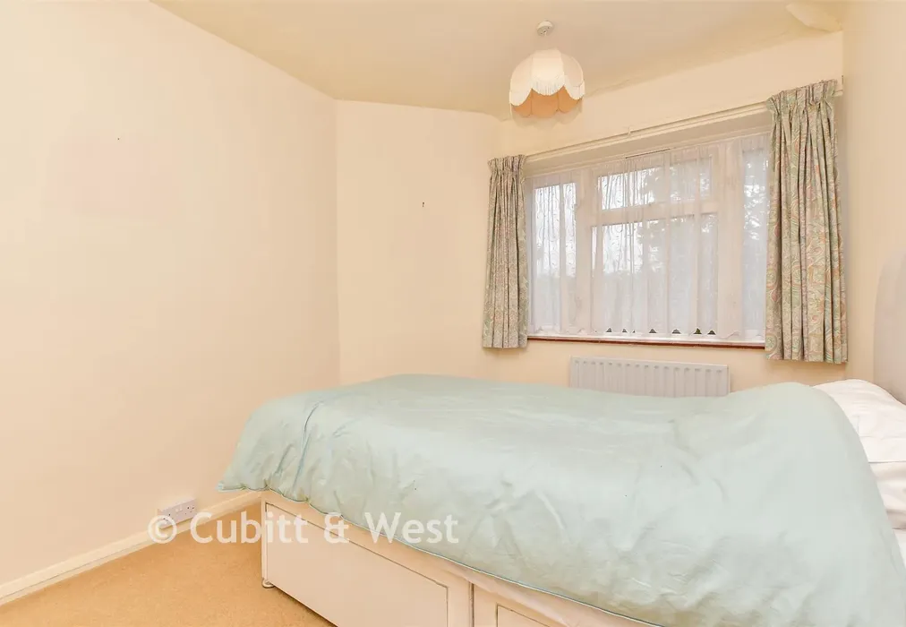 Bedroom 2 - Mosslea Road, Whyteleafe, Surrey - Wards of Kent