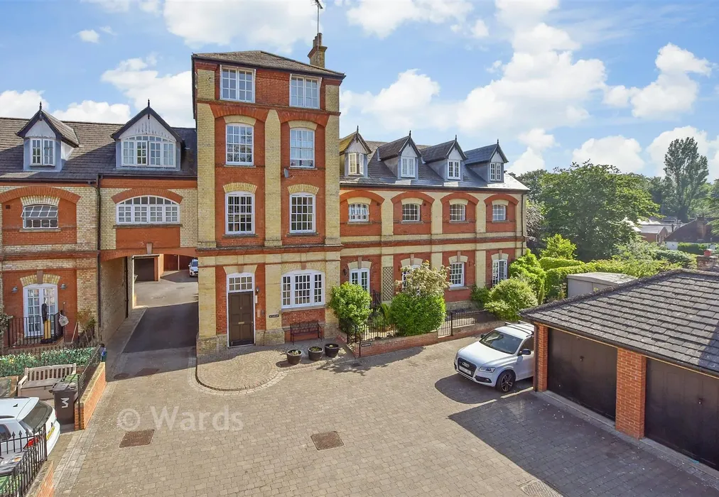 External (Web) - Swan Street, West Malling, Kent - Wards of Kent