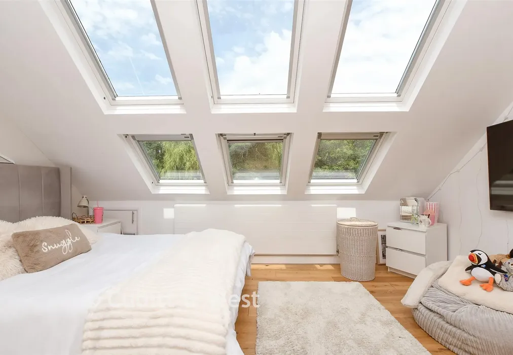 Internal Lifestyle Photograph - Smallfield Road, Horley, Surrey - Wards of Kent