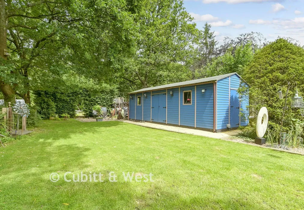 Rear Garden - Smallfield Road, Horley, Surrey - Wards of Kent