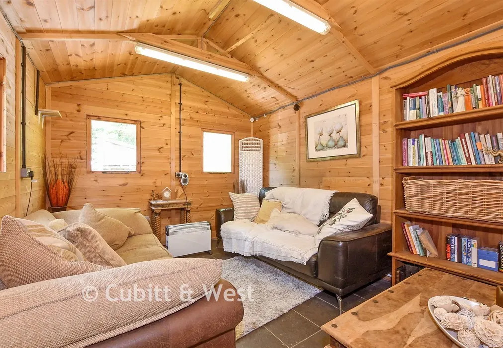 Workshop/Outbuildings - Smallfield Road, Horley, Surrey - Wards of Kent