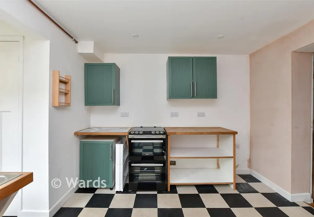 Kitchen - Essex Street, Whitstable, Kent - Wards of Kent