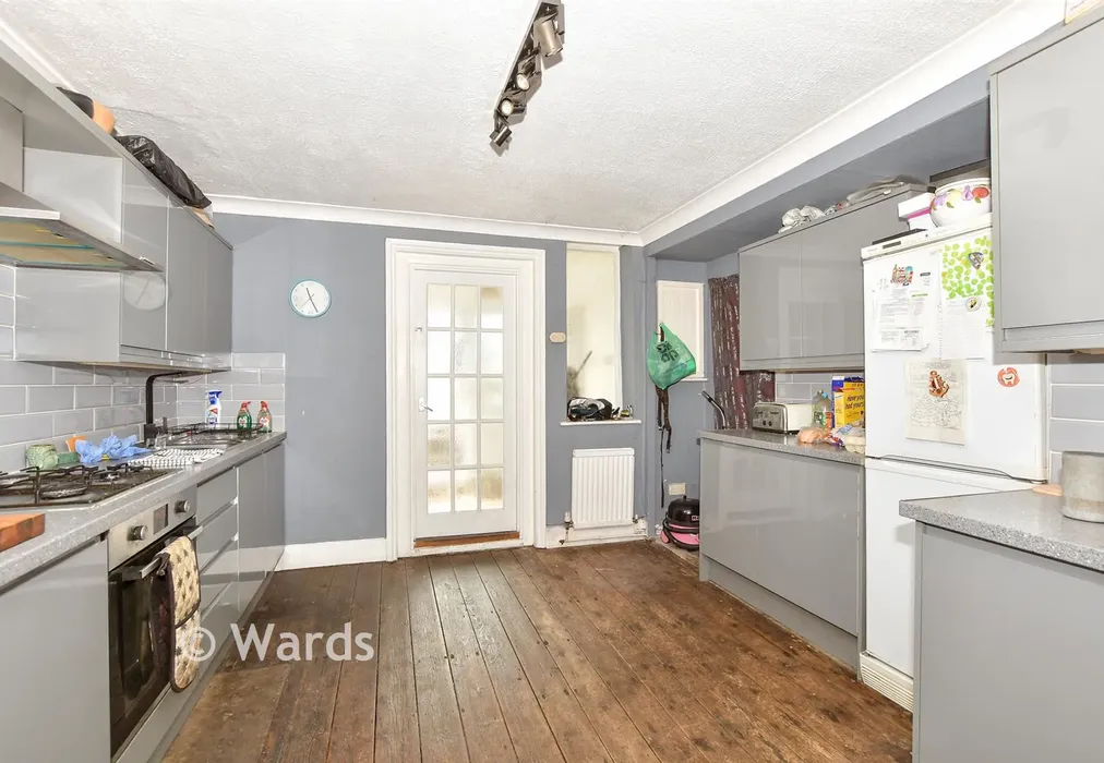 Kitchen - London Road, Dover, Kent - Wards of Kent