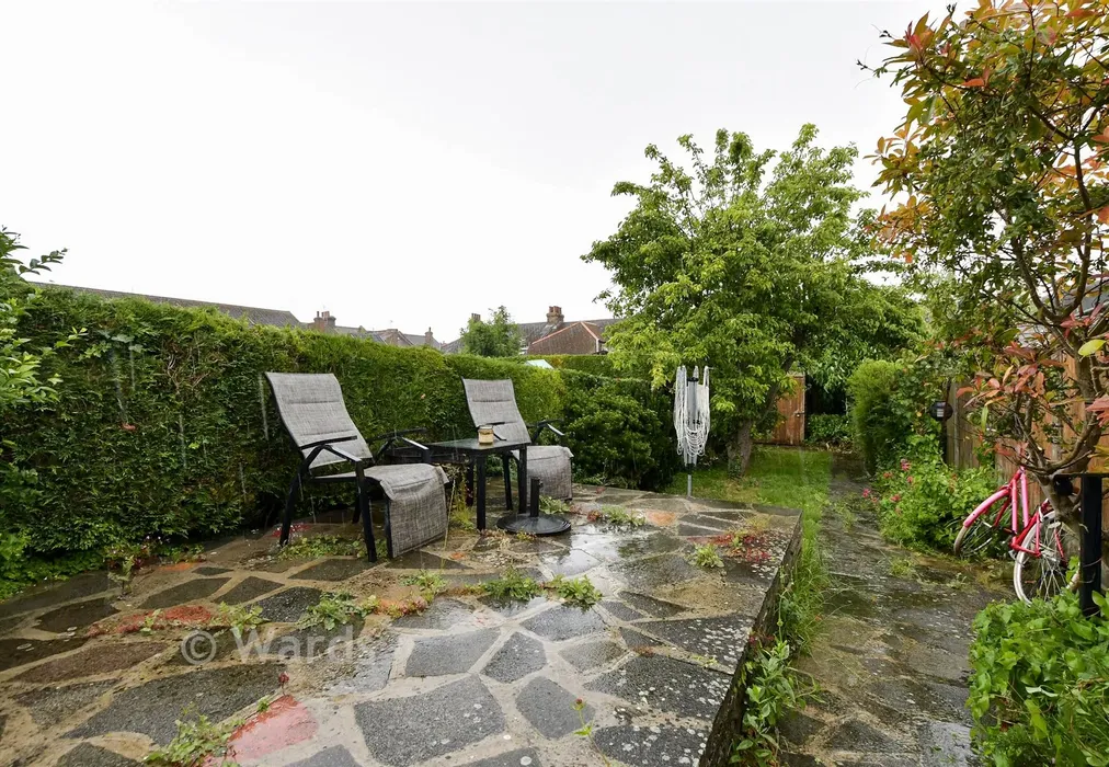 Rear Garden - Victoria Road, Broadstairs, Kent - Wards of Kent