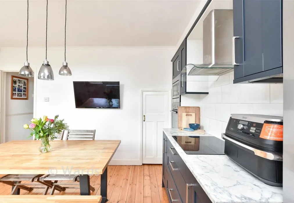 Kitchen/Diner - Victoria Road, Broadstairs, Kent - Wards of Kent