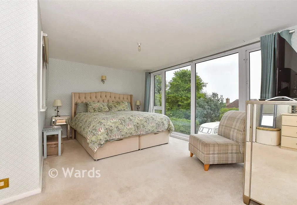 Bedroom 1 - Hartley Road, Cranbrook, Kent - Wards of Kent