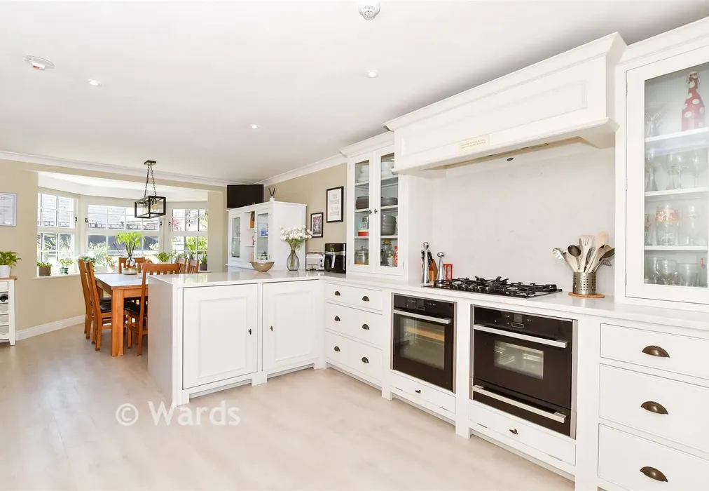 Kitchen/Diner - Tower View, Kings Hill, Kent - Wards of Kent